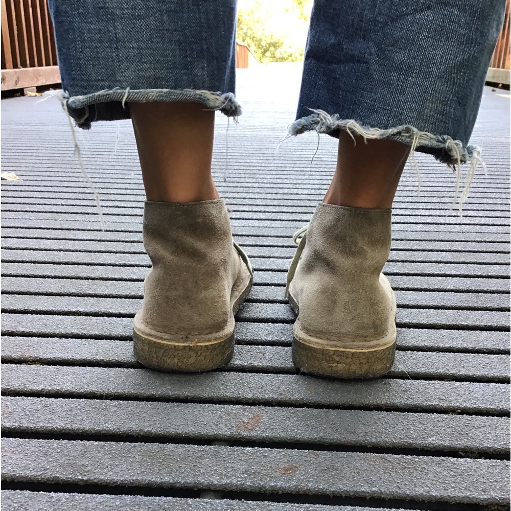 🫶🏽 CLARKS DESERT CHUKKA BOOTIES 🫶🏽 - Picture 8 of 14